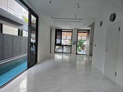 Loyang Besar Close (D17), Terrace #579158761